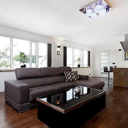 Bellas Apartment *